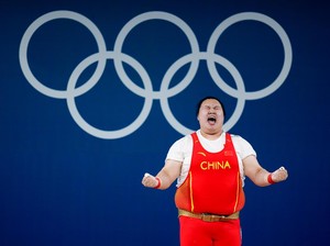 Angkat Besi Olimpiade 2024: Li Wenwen Raih Emas, Nurul Akmal Terbawah