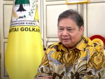 Deretan Mobil Kuning Airlangga Hartarto yang Mundur dari Ketum Golkar
