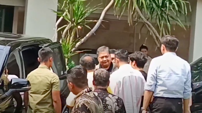Airlangga Hartarto di rumah dinas Widya Chandra, Jaksel.