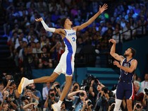 Basket Olimpiade 2024: Curry On Fire, AS Rebut Emas Usai Atasi Prancis