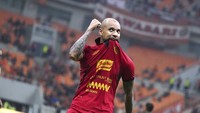 Persija Lepas Gustavo Almeida