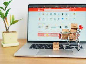 Pajak Pedagang Online Berlaku Juli, Omzet di Bawah Rp 500 Juta Dikecualikan