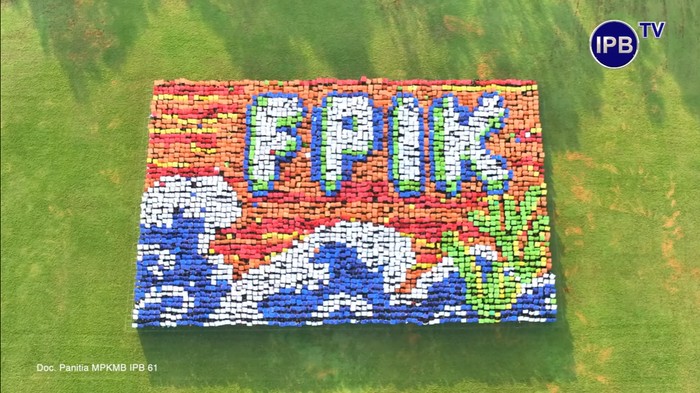 IPB University kembali pecahkan rekor dunia untuk 3D formasi mahasiswa barunya.