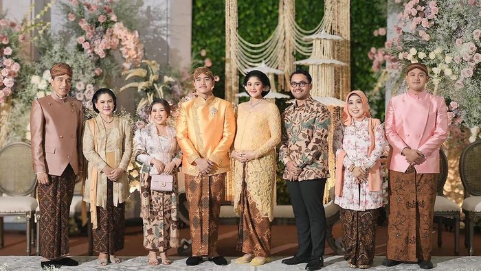 Kiky Saputri dalam Instagram miliknya.