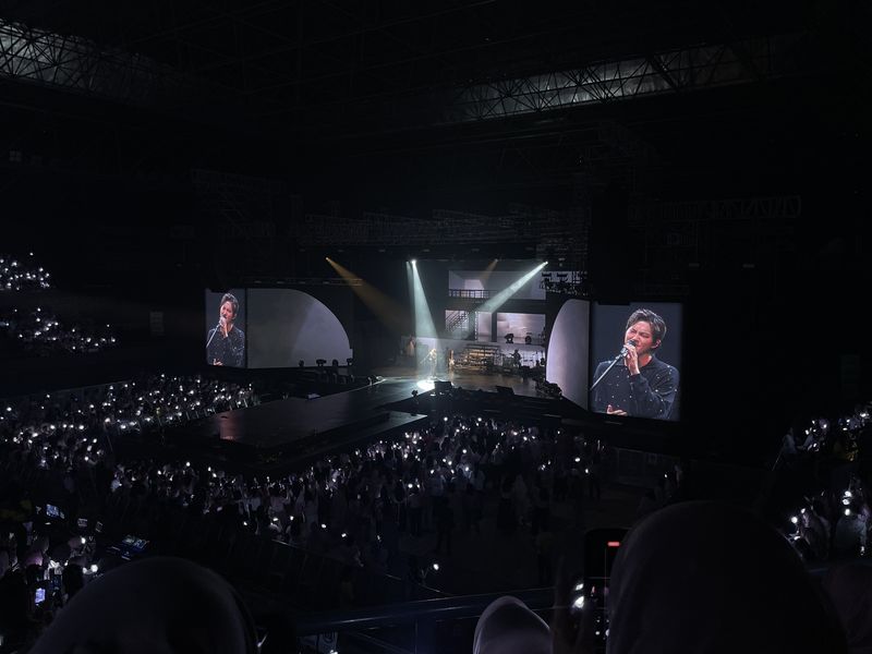 Konser SU:HOME Suho EXO