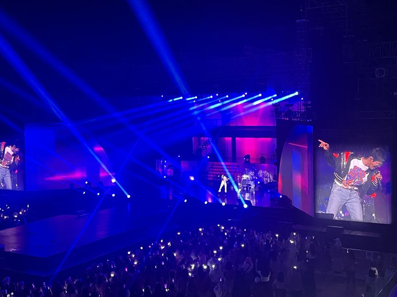 Konser SU:HOME Suho EXO