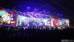 Ndarboy Ajak Penonton Joget dan Nyanyi Bareng di Festival LIKE 2