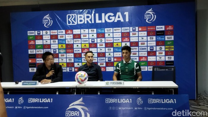 Pelatih Persebaya Paul Munster