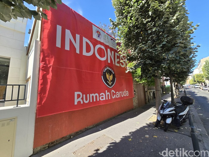 Rumah Garuda di Paris