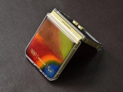 Unboxing Samsung Galaxy Z Flip 6 Edisi Olimpiade Paris 2024