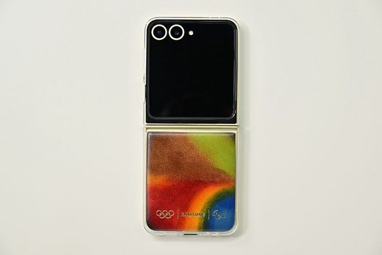 Samsung Galaxy Z Flip 6 Edisi Olimpiade Paris 2024 Samsung Galaxy Z Flip 6 Edisi Olimpiade Paris 2024