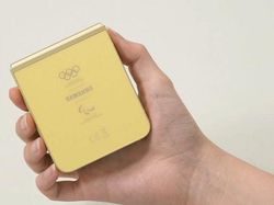 Unboxing Samsung Galaxy Z Flip 6 Edisi Olimpiade Paris 2024
