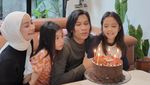 Tria The Changcuters Sempat Suapi Anak Sebelum Naik Panggung