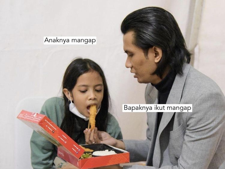 Tria The Changcuters Sempat Suapi Anak Sebelum Naik Panggung