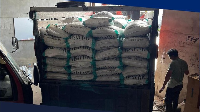 Bea Cukai Hibahkan 5 Ton Beras Hasil Penindakan