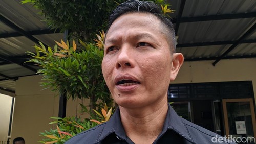 Direktur Reserse Kriminal Umum (Dirreskrimum) Polda NTB Kombes Syarif Hidayat. Foto: (Ahmad Viqi/detikBali).