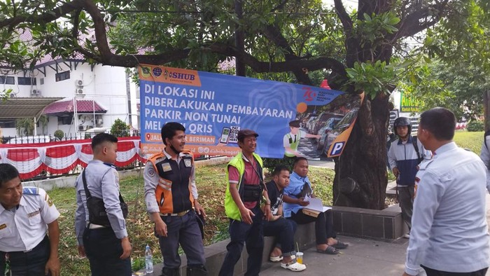 Inovasi Pemkab Bogor dalam Mengatur Lalu Lintas dan Meningkatkan Pendapatan Daerah: Penerapan Parkir Berbayar di Jalan Tegar Beriman