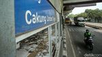 Duh! JPO dan Halte di Cakung Ini Rusak Tidak Terurus
