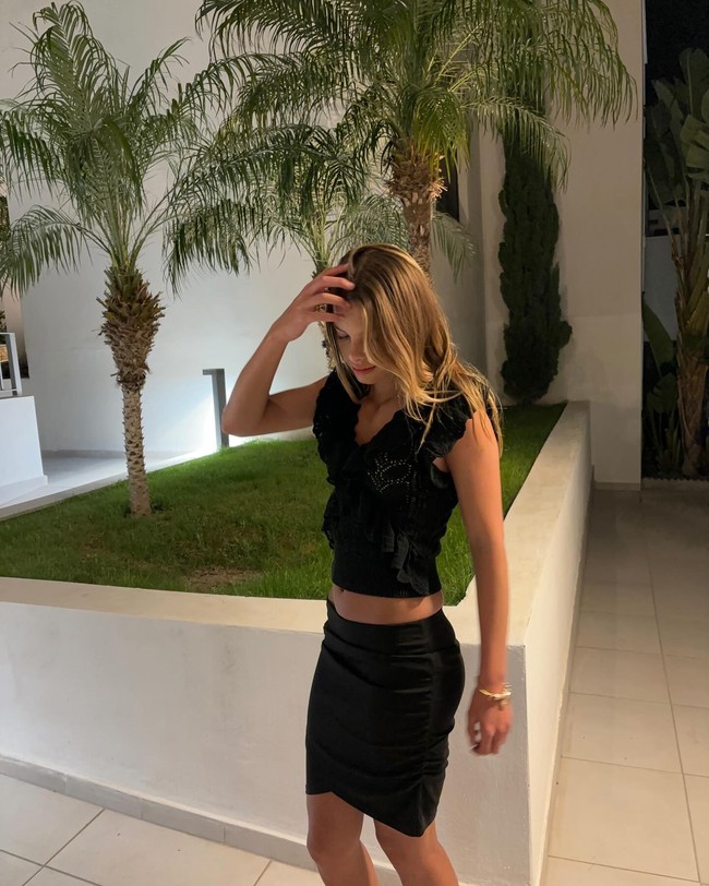 Aku sangat terhormat bisa mewakili Norwegia di Slovakia. Sebuah pengalaman yang tidak bisa dilupakan. Terima kasih banyak untuk aparat yang mendukungku dan membuatnya jadi mungkin, tulisnya di Instagram. Foto: Instagram