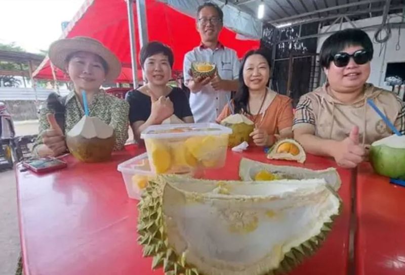 Gegara Dimakan Artis Ini, Warga China Serbu Durian Malaysia