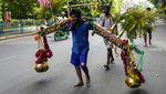 Melihat Sawan Somwar Perayaan Bulan Suci Umat Hindu di India