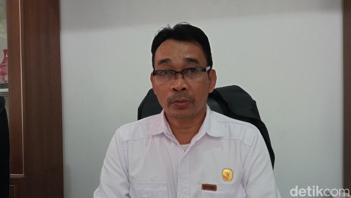 Ketua KPU Kota Cirebon, Mardeko