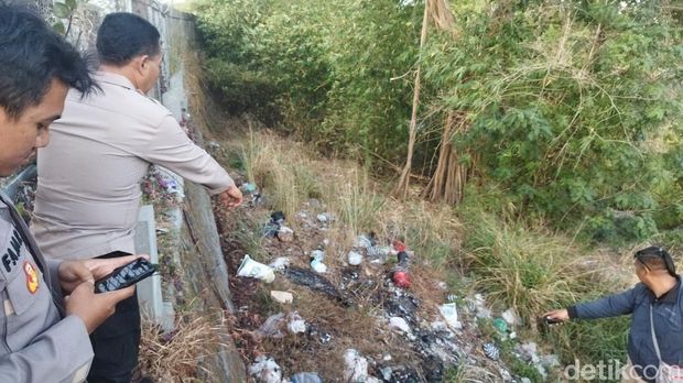 Lokasi penemuan bayi dalam tas plastik di tepi sungai wilayah Karanganom, Klaten, Senin (12/8/2024).