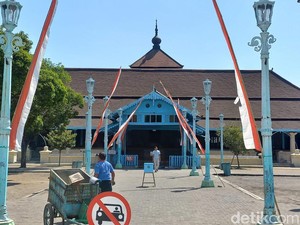 Masjid Agung Solo-Siti Hinggil Selatan Bakal Direvitalisasi Pakai Hibah UEA