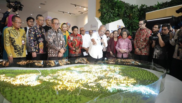 Menteri PUPR, Basuki Hadimuljono saat hadir di Pameran Bersama Arsip Kepresidenan 