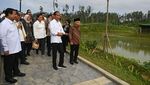 Momen Jokowi Kunjungi Embung Sebelum Rapat Kabinet di IKN
