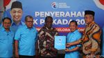Potret Partai Gelora Serahkan Surat Rekomendasi ke Bakal Cakada