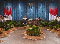 Potret Jokowi Pimpin Sidang Kabinet Pertama di IKN