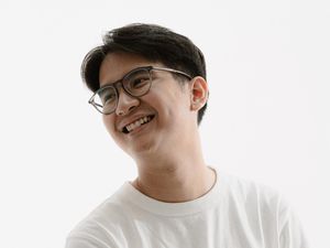 Praya Tjondro Ajak Penggemar Nikmati Setiap Momen Lewat Lagu Masa Ini