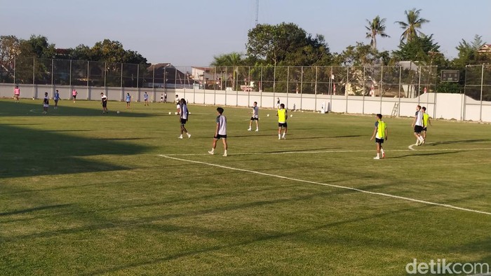 PSM Makassar latihan di Stadion Kalegowa, Gowa.