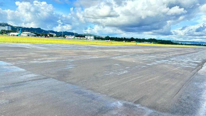 Runway Bandara DEO Sorong Papua Sempat Rusak, Begini Kronologinya