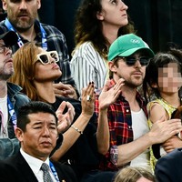 Pasangan Hollywood ini dikaruniai dua putri. Esmeralda berusia 9 tahun dan si bungsu Amada yang hanya terpaut setahun. (Foto: AFP/LOIC VENANCE)