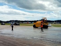 Runway Sempat Rusak, Bandara Domine Eduard Osok Kembali Normal