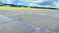 Penutupan runway Bandara DEO mengakibatkan sejumlah penerbangan mengalami penundaan dan pengalihan. Berikut daftar penerbangan yang terdampak yaitu 10 keberangkatan dan 12 kedatangan dari dan menuju Sorong.