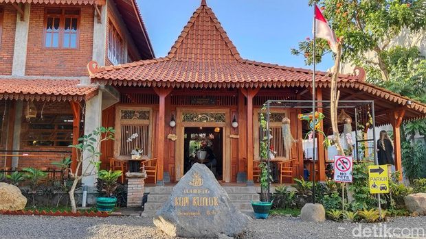 Waroeng Kopi Klotok in Kerobokan Kelod, Badung, Bali. (Agus Eka/detikBali)