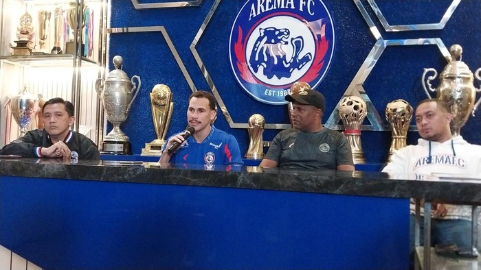 Arema FC perkenalkan pemain banrunya Pablo de Oliveira