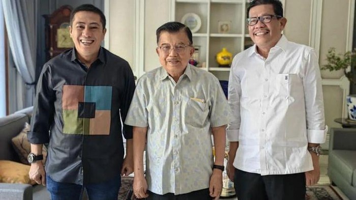 Ketua DPW PKB Sulsel Azhar Arsyad sowan ke Jusuf Kalla untuk meminta dukungan maju di Pilgub Sulsel 2024.