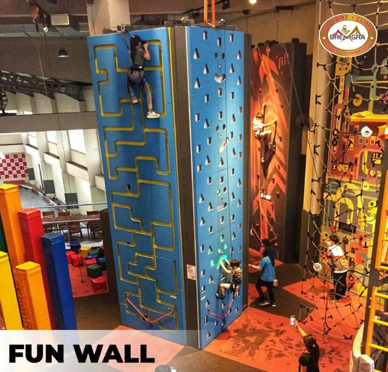 Bremgra Indoor Climbing, salah satu tempat panjat dinding indoor di Serpong.