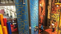 Bremgra Indoor Climbing Serpong: Harga Tiket, Aktivitas Seru, dan Jam Buka
