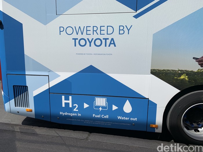 Bus hidrogen Toyota di Olimpiade 2024