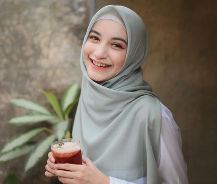 Cut Intan Nabila Cut Intan Nabila