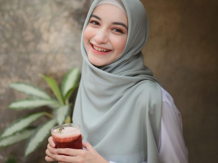 Cut Intan Nabila