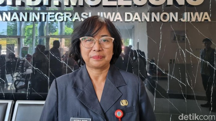Dirut RSJ Menur drg Vitria Dewi