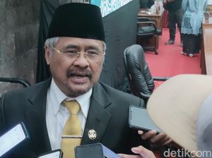 Dua Istri Mantan Bupati Dilantik Jadi Anggota DPRD Garut 2024-2029