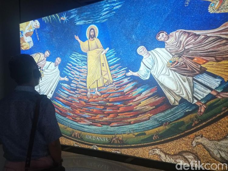Jelajahi Keindahan Seni Mosaik di Jakarta