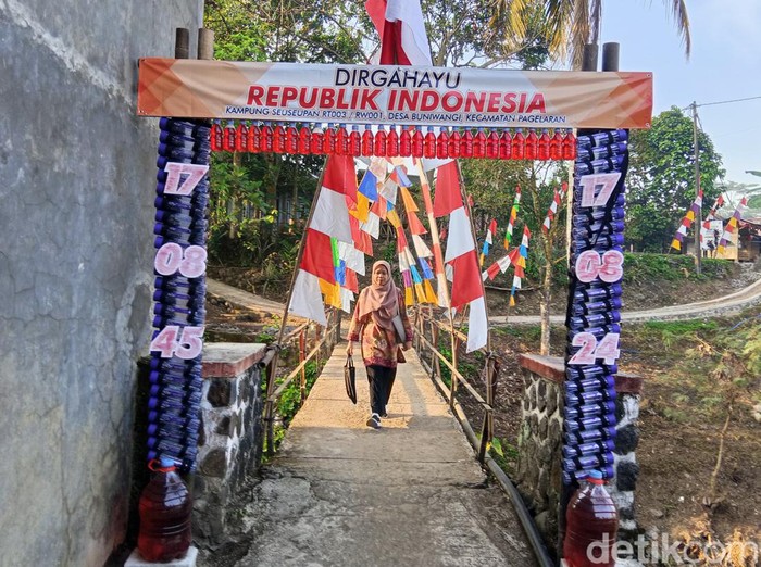 Kampung Galon yang estetik di Cianjur. Kampung Galon yang estetik di Cianjur.